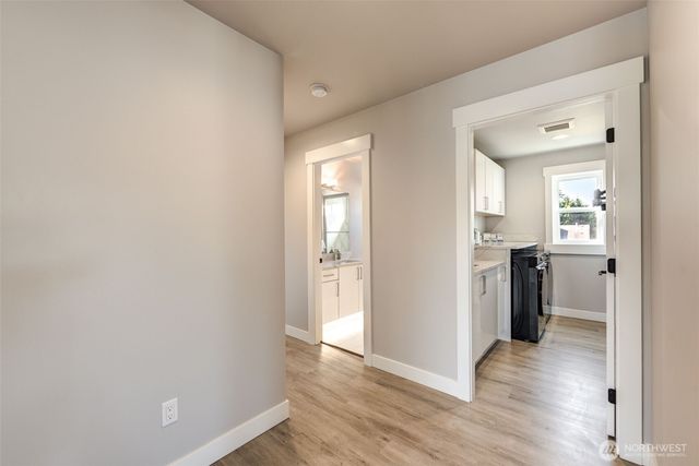 1834 Barrington Lane, Burlington, WA 98233