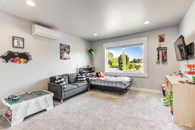 1834 Barrington Lane, Burlington, WA 98233