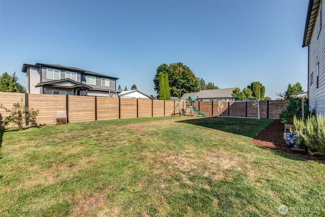 1834 Barrington Lane, Burlington, WA 98233