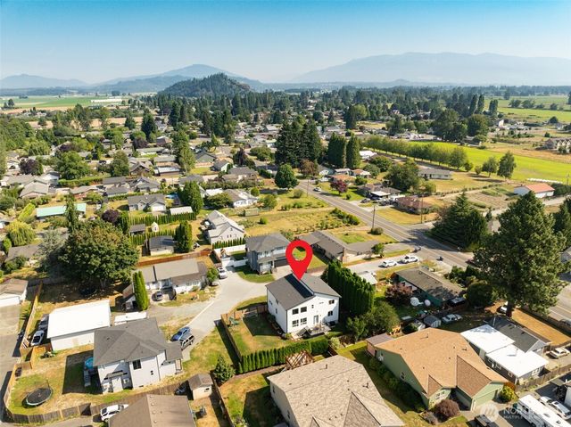 1834 Barrington Lane, Burlington, WA 98233
