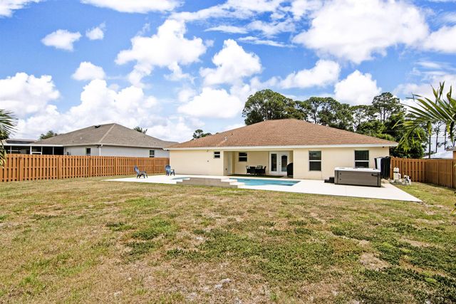 2852 SW Collings Drive, Port St Lucie, FL 34953