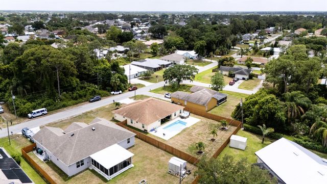 2852 SW Collings Drive, Port St Lucie, FL 34953