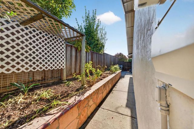 4194 Yerba Buena Avenue, San Jose, CA 95121
