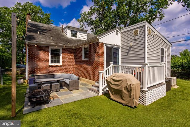 141 N NORWINDEN DR, Springfield, PA 19064