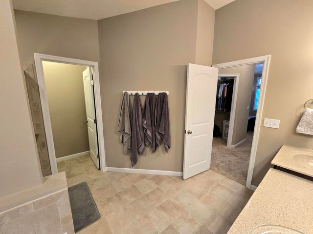 3005 Lodge View Court, 301, Burlington, KY 41005