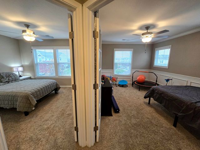 3005 Lodge View Court, 301, Burlington, KY 41005