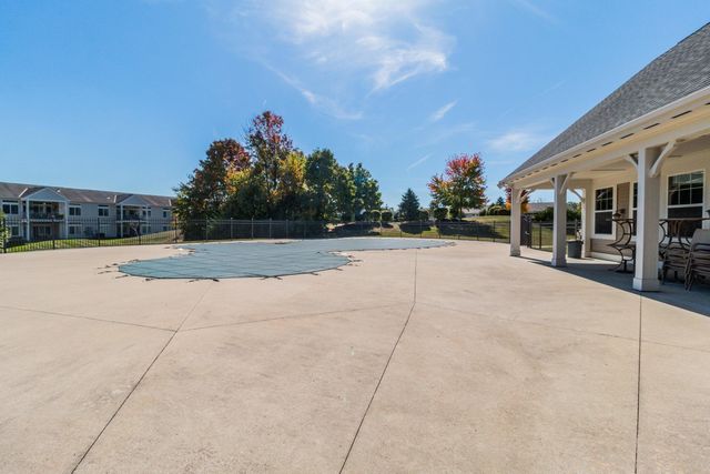 3005 Lodge View Court, 301, Burlington, KY 41005