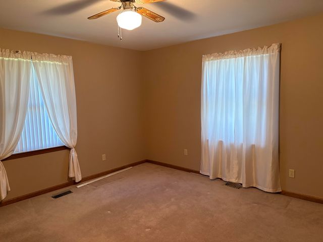 8568 Tim Tam Trail Circle, Flushing, MI 48433
