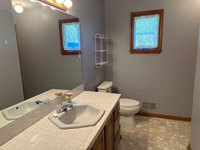 8568 Tim Tam Trail Circle, Flushing, MI 48433