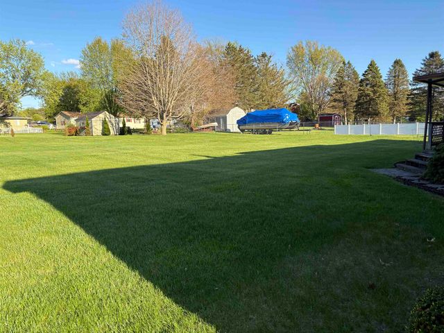 8568 Tim Tam Trail Circle, Flushing, MI 48433