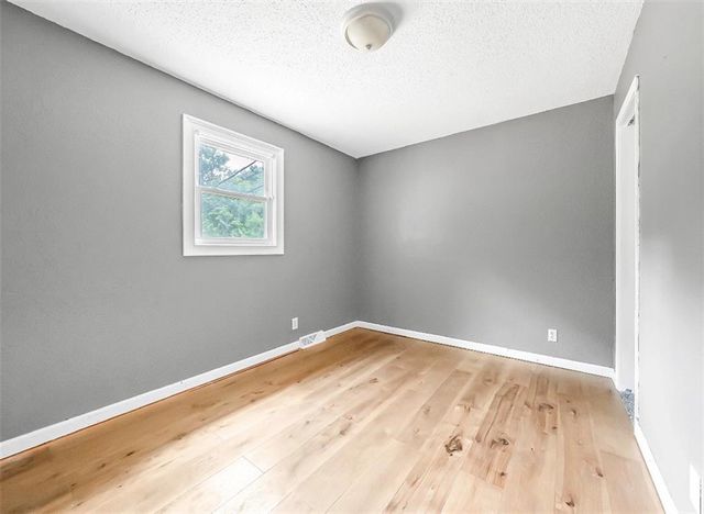 3431 N 70TH Terrace, Kansas City, KS 66109