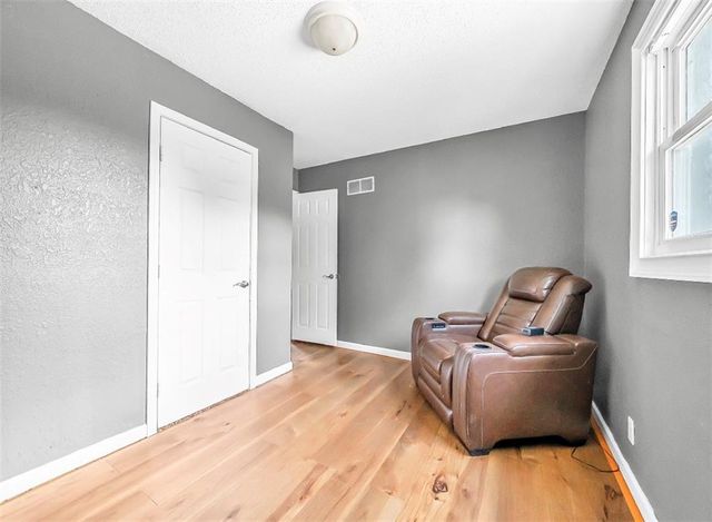 3431 N 70TH Terrace, Kansas City, KS 66109