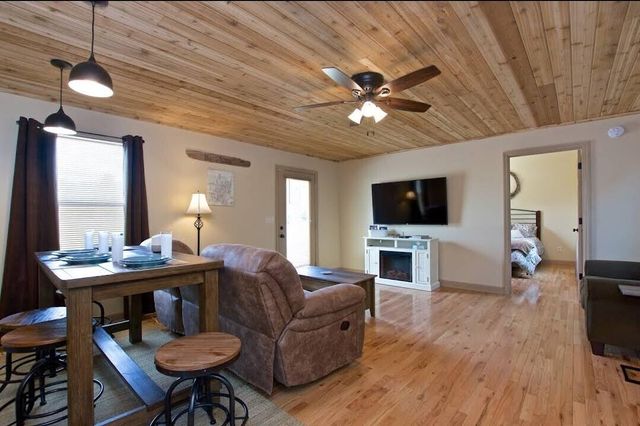 406 N Long Hollow Road, Chickamauga, GA 30707