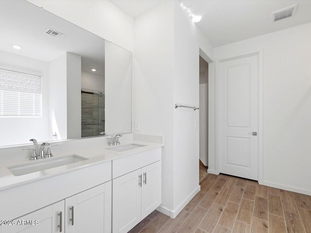 10808 W JONES Avenue, Tolleson, AZ 85353