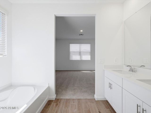 10808 W JONES Avenue, Tolleson, AZ 85353