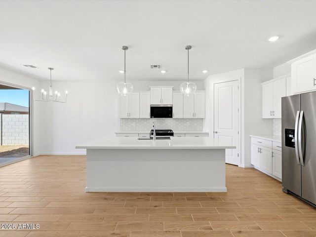 10808 W JONES Avenue, Tolleson, AZ 85353