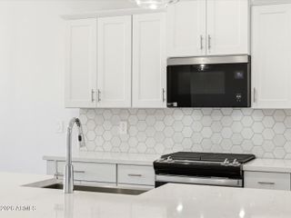 10808 W JONES Avenue, Tolleson, AZ 85353