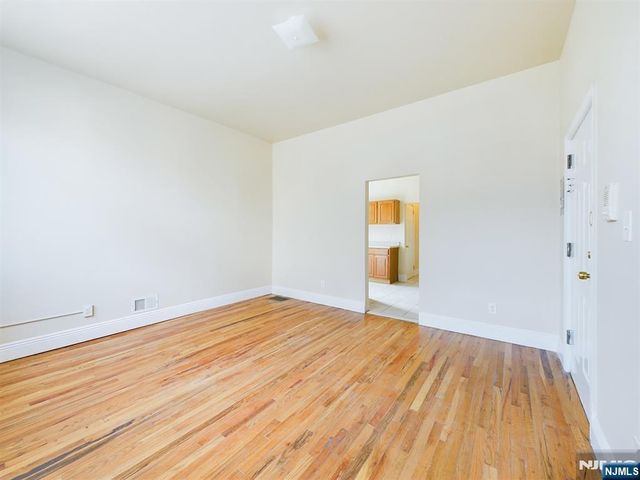 413-15 Dodd Street 1, East Orange, NJ 07017