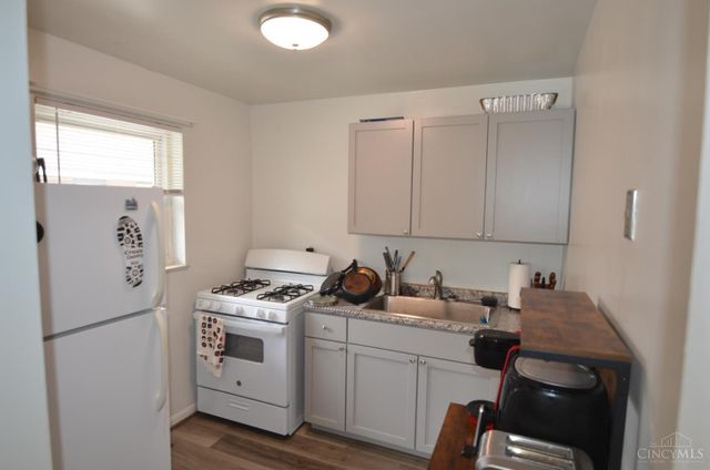 7205 Longfield Drive, Madeira, OH 45243