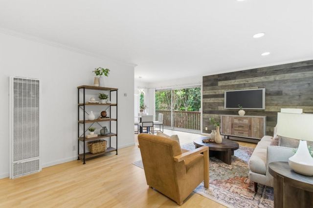 280 Easy Street 406, Mountain View, CA 94043