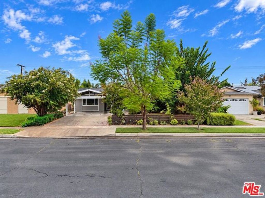 23909 Welby Way, Los Angeles, CA 91307