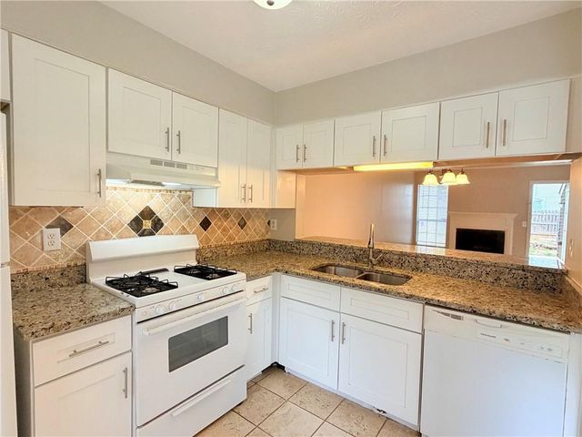6647 Wellington Square, Norcross, GA 30093