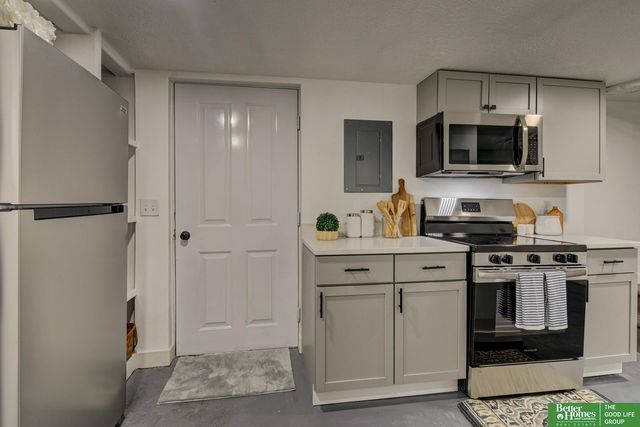 4005 ohio Street, Omaha, NE 68111