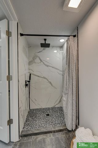 4005 ohio Street, Omaha, NE 68111