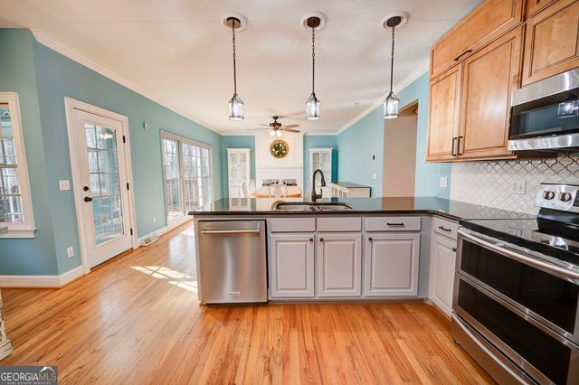 149 Saddle Mountain Drive SE, Calhoun, GA 30701