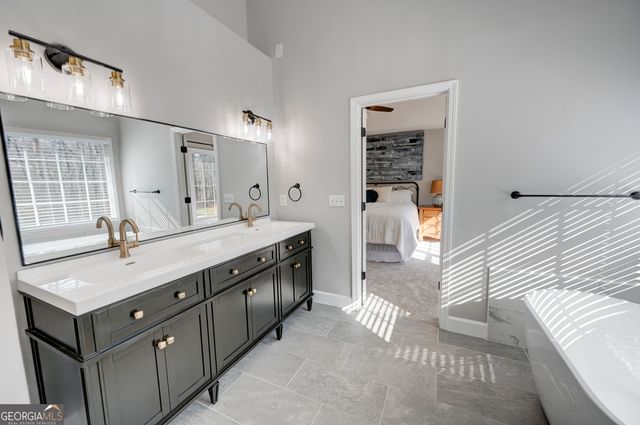 149 Saddle Mountain Drive SE, Calhoun, GA 30701