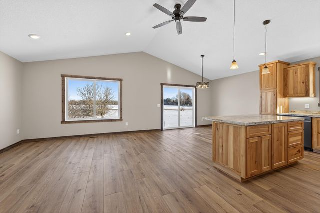7319 Rolling Meadows Circle, Pine City, MN 55063