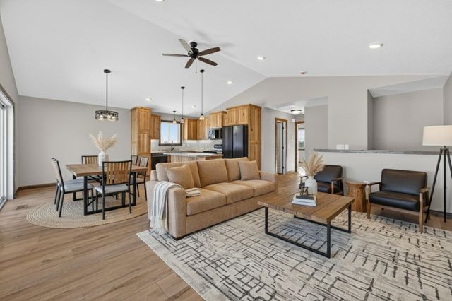 7319 Rolling Meadows Circle, Pine City, MN 55063