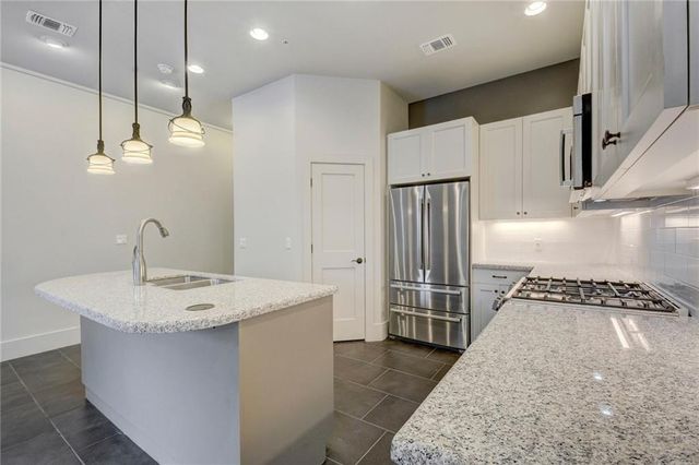 206 E Live Oak ST G, Austin, TX 78704