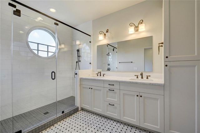 206 E Live Oak ST G, Austin, TX 78704