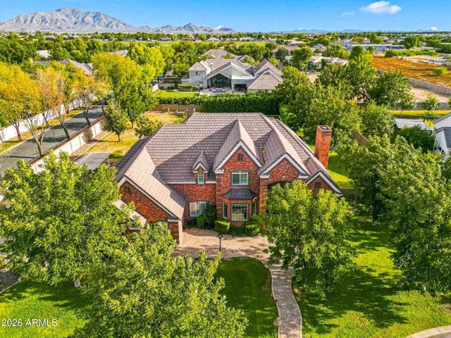 15415 E PICKETT Court, Gilbert, AZ 85298