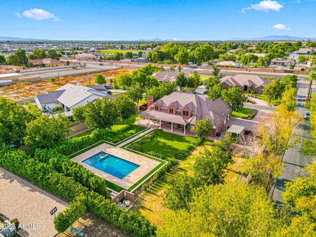 15415 E PICKETT Court, Gilbert, AZ 85298