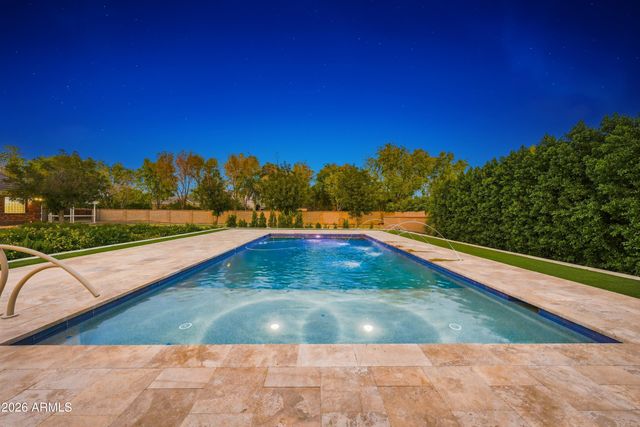 15415 E PICKETT Court, Gilbert, AZ 85298