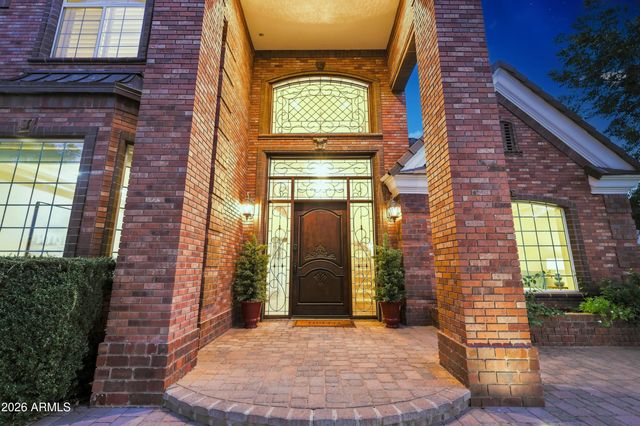 15415 E PICKETT Court, Gilbert, AZ 85298