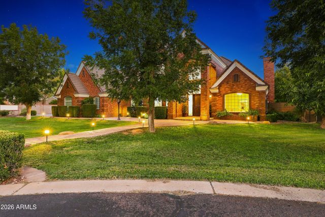 15415 E PICKETT Court, Gilbert, AZ 85298