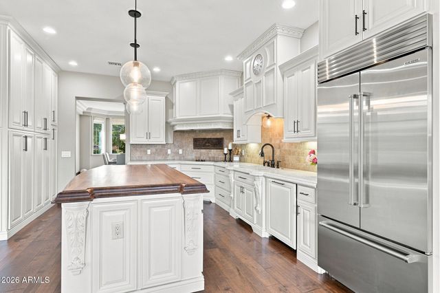 15415 E PICKETT Court, Gilbert, AZ 85298