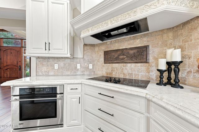 15415 E PICKETT Court, Gilbert, AZ 85298