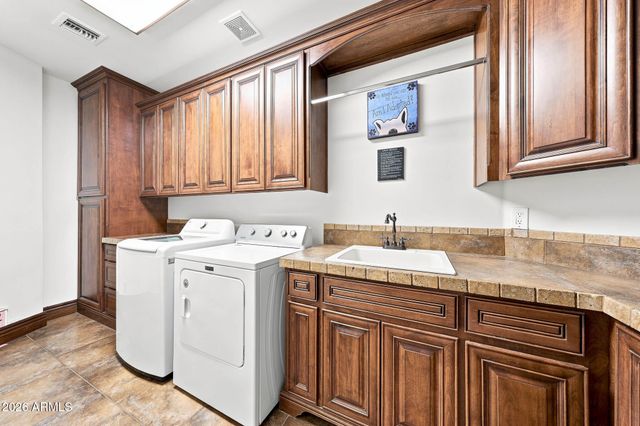 15415 E PICKETT Court, Gilbert, AZ 85298
