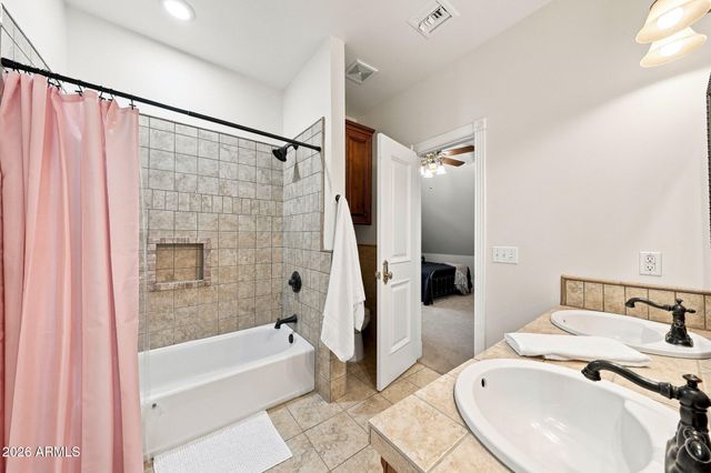 15415 E PICKETT Court, Gilbert, AZ 85298