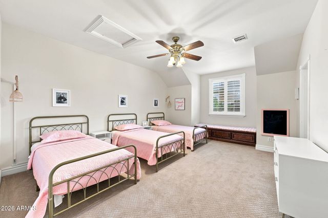 15415 E PICKETT Court, Gilbert, AZ 85298