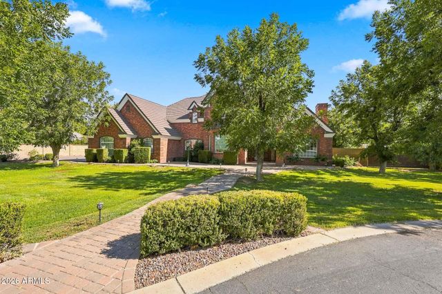 15415 E PICKETT Court, Gilbert, AZ 85298