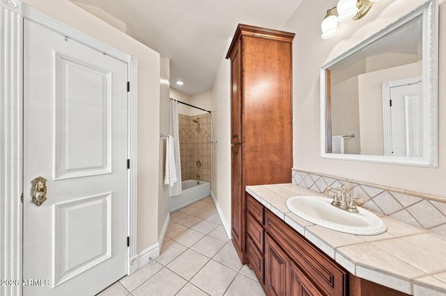 15415 E PICKETT Court, Gilbert, AZ 85298