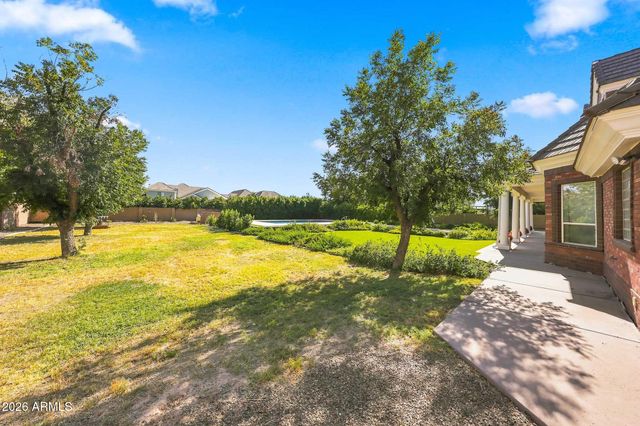 15415 E PICKETT Court, Gilbert, AZ 85298