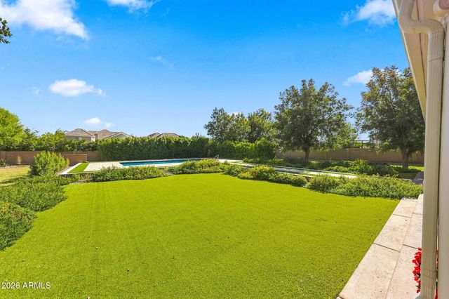 15415 E PICKETT Court, Gilbert, AZ 85298