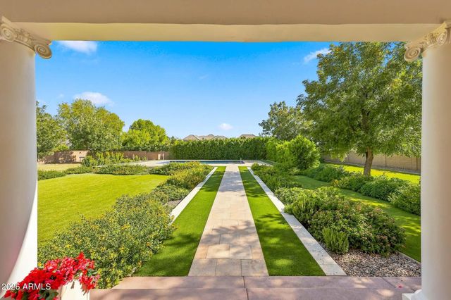 15415 E PICKETT Court, Gilbert, AZ 85298