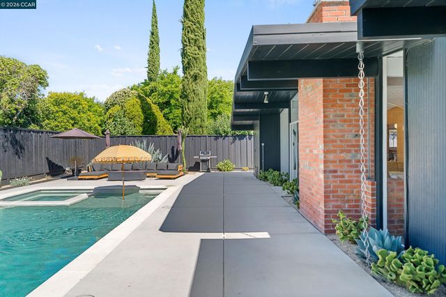 4130 Wilson Ln, Concord, CA 94521
